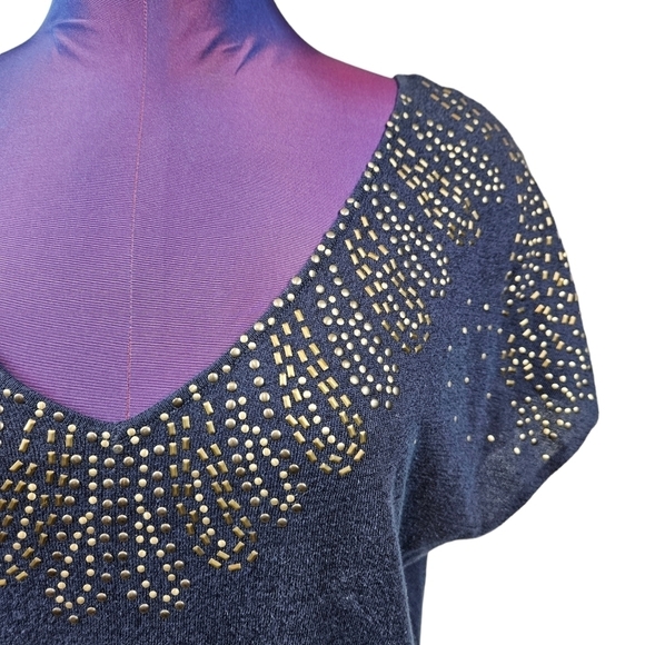 Cache Paisley Studded V-Neck Blue Tunic Top Sleeveless Dolman Sleeve Size Medium - Picture 2 of 7